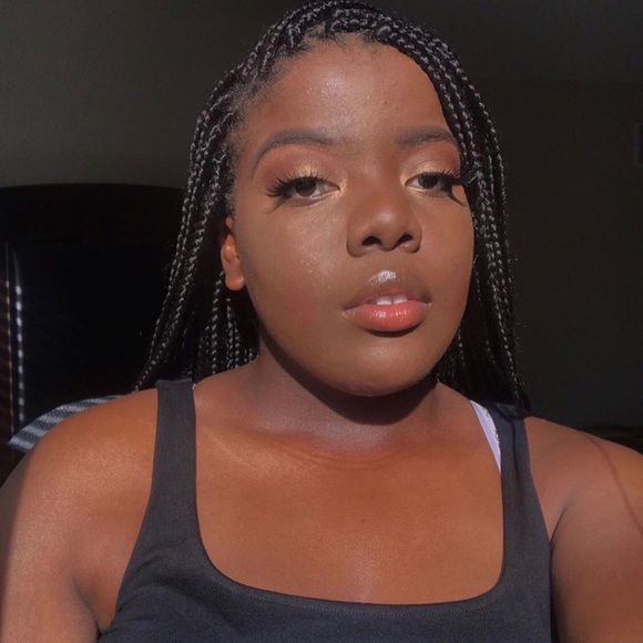 Meet your Posher, Ndoeyl - Picture 1 of 1